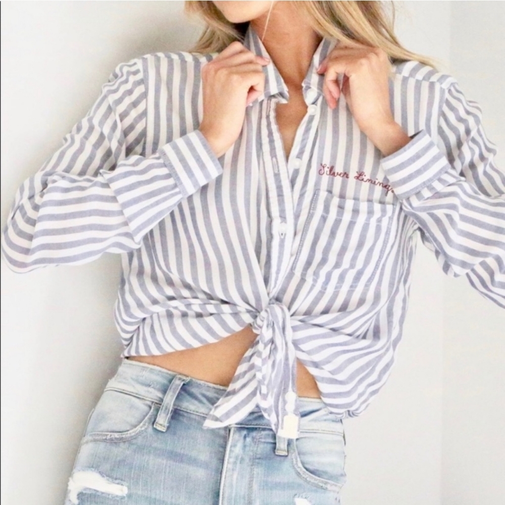 American Eagle Button Up “Silver Linings” Long sleeve